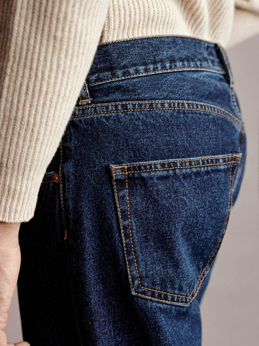 Denim Easy Fit Jeans Detail Model Image